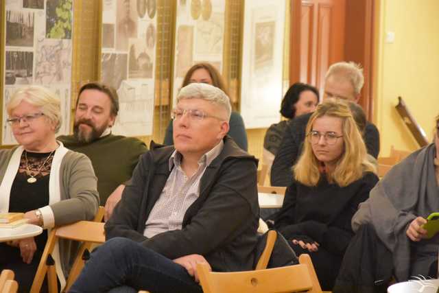 [FOTO] Świdniczanie wysłuchali wykładu Michała Rusinka o szacunku jako kategorii starożytnej retoryki