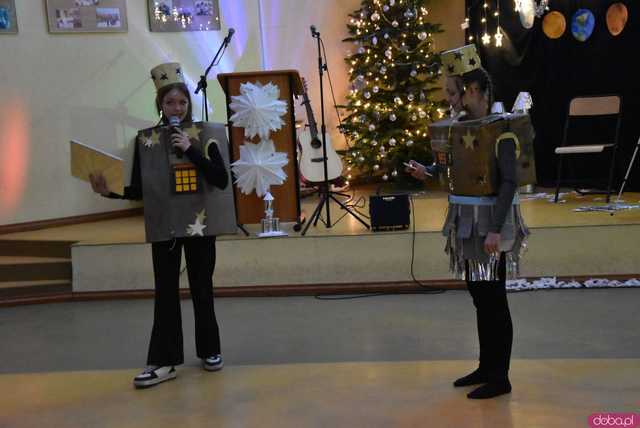 [FOTO] Występy artystyczne, pyszne potrawy i rozdanie nagród w kosmicznym klimacie. Za nami Gala Bożonarodzeniowa w Hotelarce