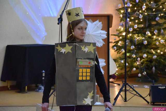 [FOTO] Występy artystyczne, pyszne potrawy i rozdanie nagród w kosmicznym klimacie. Za nami Gala Bożonarodzeniowa w Hotelarce