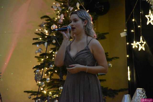 [FOTO] Występy artystyczne, pyszne potrawy i rozdanie nagród w kosmicznym klimacie. Za nami Gala Bożonarodzeniowa w Hotelarce