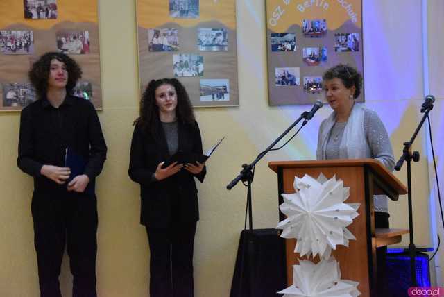 [FOTO] Występy artystyczne, pyszne potrawy i rozdanie nagród w kosmicznym klimacie. Za nami Gala Bożonarodzeniowa w Hotelarce