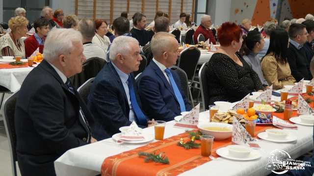 [FOTO] Wspólne świętowanie podczas wigilii wszystkich mieszkańców w Jaworzynie Śląskiej