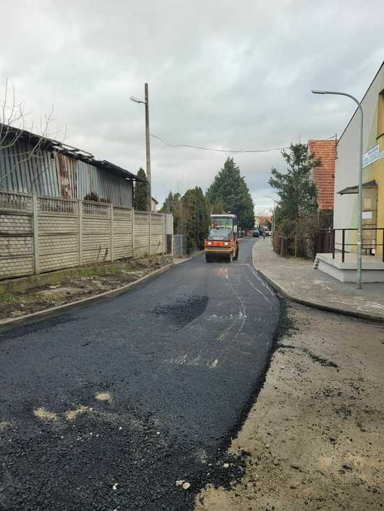 [FOTO] Trwa przebudowa ulicy Siennej w Świebodzicach