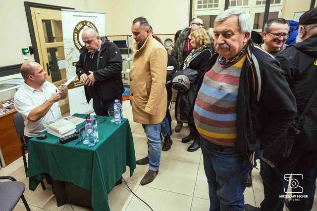 [FOTO] Bogdan Mucha przybliżył historię gminy podczas prelekcji w Żarowskiej Izbie Historycznej