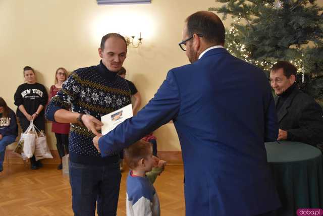 [FOTO] Zobaczcie szopki bożonarodzeniowe wykonane przez mieszkańców! Uczestnicy zostali nagrodzeni podczas wernisażu wystawy w Muzeum Kupiectwa