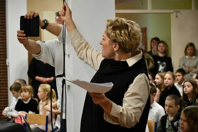 [FOTO] Jasełka i świąteczne przedstawienia w świebodzickich szkołach
