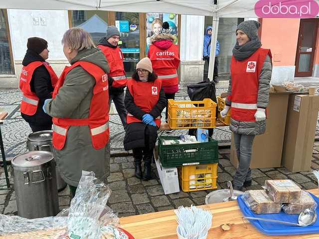 [FOTO, VIDEO] Trzej królowie z osiołkami zawitali do Świdnicy