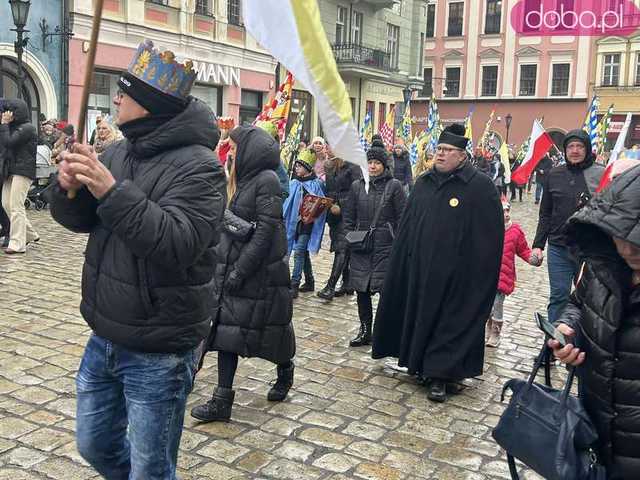 [FOTO, VIDEO] Trzej królowie z osiołkami zawitali do Świdnicy