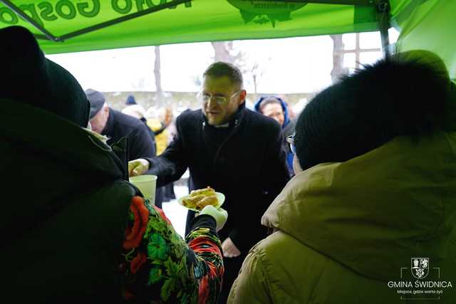 Jakie są ulubione kolędy mieszkańców Grodziszcza? Odśpiewano je podczas niedzielnego koncertu [FOTO]