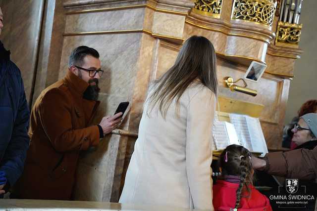 Jakie są ulubione kolędy mieszkańców Grodziszcza? Odśpiewano je podczas niedzielnego koncertu [FOTO]