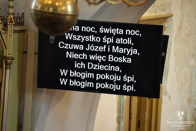 Jakie są ulubione kolędy mieszkańców Grodziszcza? Odśpiewano je podczas niedzielnego koncertu [FOTO]