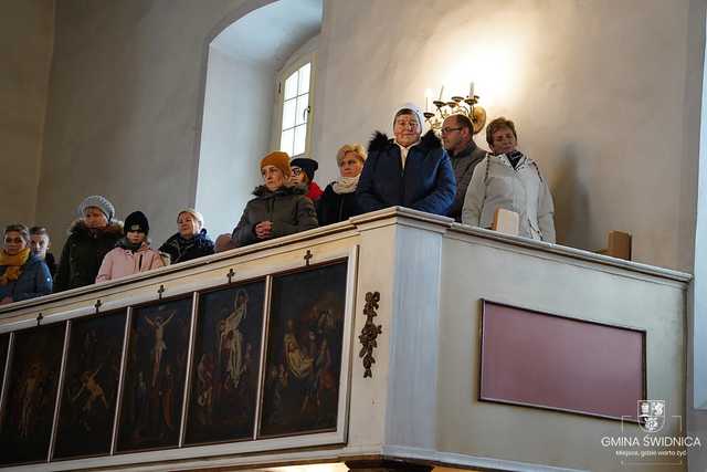 Jakie są ulubione kolędy mieszkańców Grodziszcza? Odśpiewano je podczas niedzielnego koncertu [FOTO]