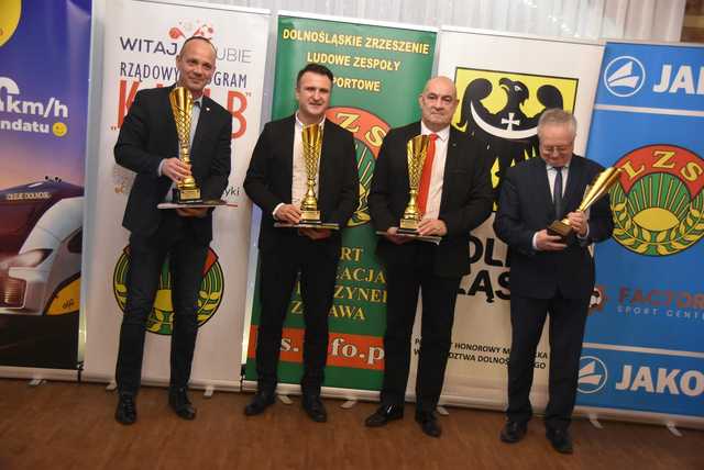 [FOTO] Gmina Świdnica zajęła 1. miejsce w sportowych zmaganiach Igrzysk Miast i Wsi