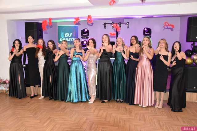 [FOTO] Ten bal zapamiętają na długo! Studniówka Liceum Ogólnokształcącego w Świebodzicach