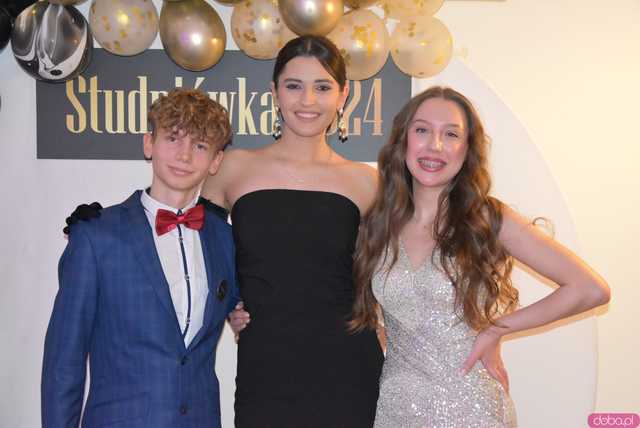 [FOTO] Ten bal zapamiętają na długo! Studniówka Liceum Ogólnokształcącego w Świebodzicach