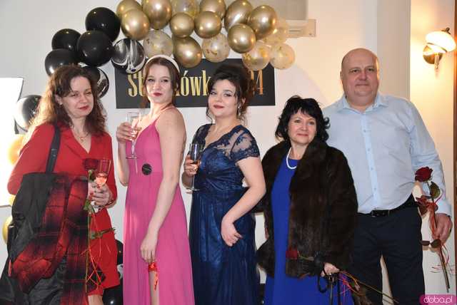 [FOTO] Ten bal zapamiętają na długo! Studniówka Liceum Ogólnokształcącego w Świebodzicach