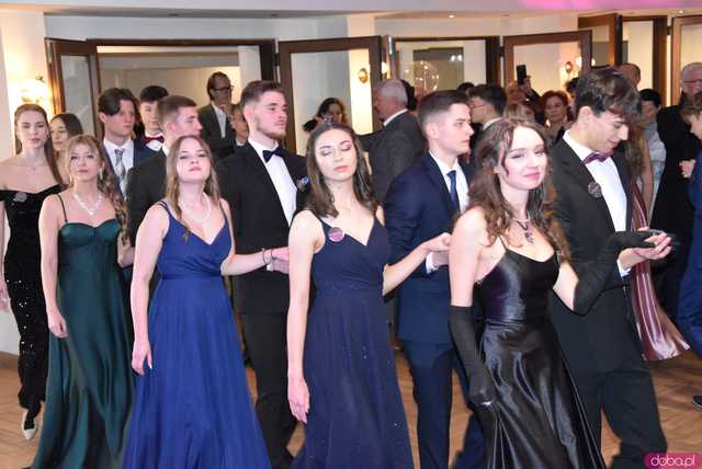 [FOTO] Ten bal zapamiętają na długo! Studniówka Liceum Ogólnokształcącego w Świebodzicach