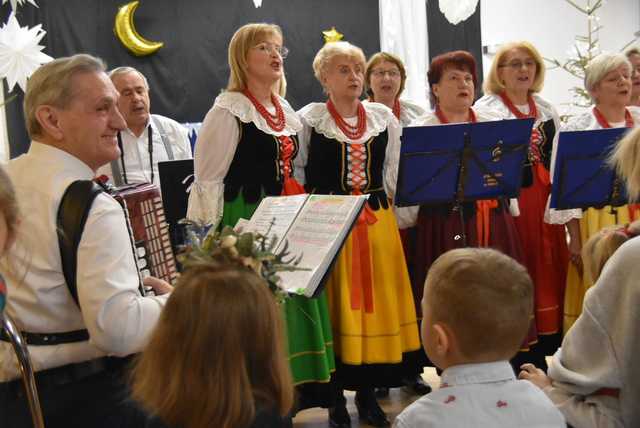 [FOTO] Noworoczne kolędowanie w Witoszowie Dolnym