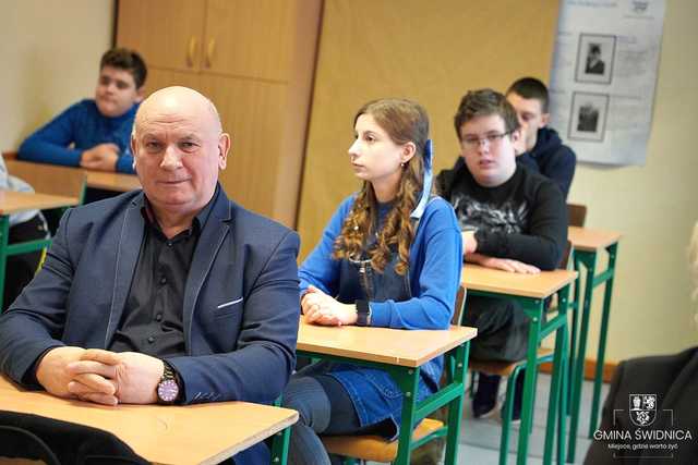 [FOTO] W gminie Świdnica trwają prace nad wznowieniem działalności Młodzieżowej Rady Gminy