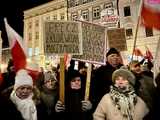 [FOTO] Manifestowali solidarność z Kamińskim i Wąsikiem