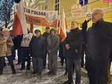 [FOTO] Manifestowali solidarność z Kamińskim i Wąsikiem