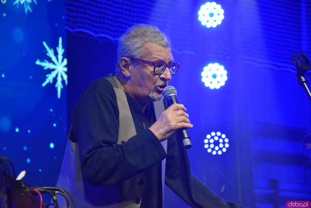 [FOTO] Koncert zespołu Skaldowie, pożegnanie burmistrza i wiele wzruszeń podczas Spotkania Noworocznego Gminy Żarów