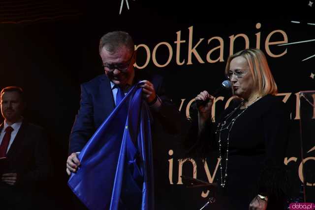 [FOTO] Koncert zespołu Skaldowie, pożegnanie burmistrza i wiele wzruszeń podczas Spotkania Noworocznego Gminy Żarów