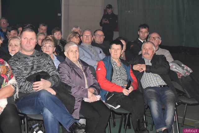 [FOTO] Koncert zespołu Skaldowie, pożegnanie burmistrza i wiele wzruszeń podczas Spotkania Noworocznego Gminy Żarów