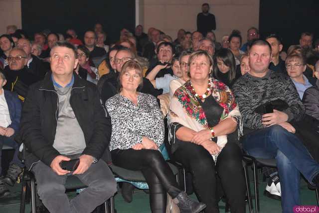 [FOTO] Koncert zespołu Skaldowie, pożegnanie burmistrza i wiele wzruszeń podczas Spotkania Noworocznego Gminy Żarów