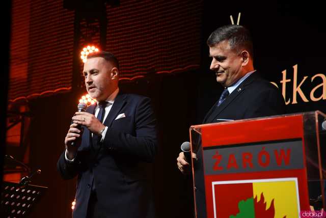 [FOTO] Koncert zespołu Skaldowie, pożegnanie burmistrza i wiele wzruszeń podczas Spotkania Noworocznego Gminy Żarów