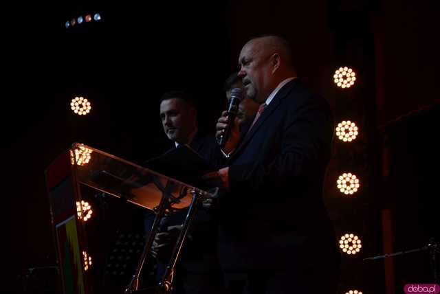 [FOTO] Koncert zespołu Skaldowie, pożegnanie burmistrza i wiele wzruszeń podczas Spotkania Noworocznego Gminy Żarów