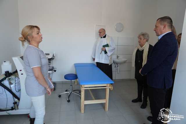 [FOTO] Zobaczcie, jak prezentuje się nowo otwarte Gminne Centrum Rehabilitacji. Kiedy mieszkańcy będą mogli z niego korzystać?