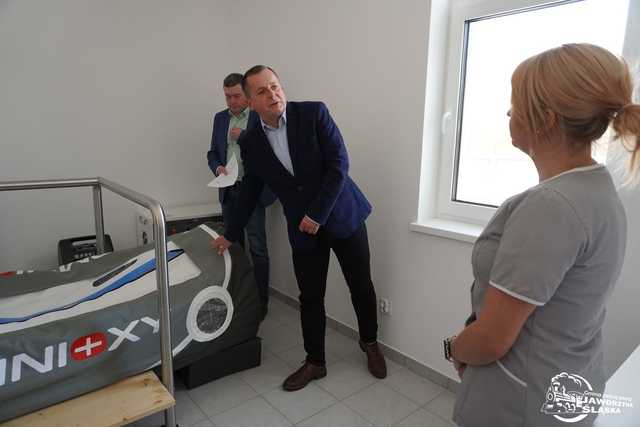 [FOTO] Zobaczcie, jak prezentuje się nowo otwarte Gminne Centrum Rehabilitacji. Kiedy mieszkańcy będą mogli z niego korzystać?