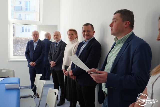 [FOTO] Zobaczcie, jak prezentuje się nowo otwarte Gminne Centrum Rehabilitacji. Kiedy mieszkańcy będą mogli z niego korzystać?