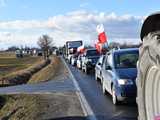 [WIDEO, FOTO] Rolnicy protestowali na krajowej piątce w Strzegomiu