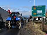 [WIDEO, FOTO] Rolnicy protestowali na krajowej piątce w Strzegomiu