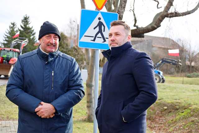 [FOTO] Rolnicy z gminy Żarów dołączyli do ogólnopolskiego protestu. Jakie były ich główne postulaty?