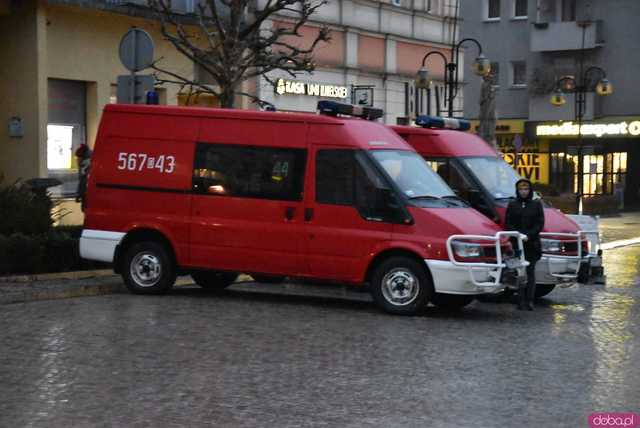 [FOTO] Nowe wozy strażackie trafiły do gminnych jednostek OSP. Przekazano je podczas podniosłej uroczystości