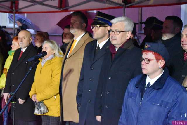 [FOTO] Nowe wozy strażackie trafiły do gminnych jednostek OSP. Przekazano je podczas podniosłej uroczystości