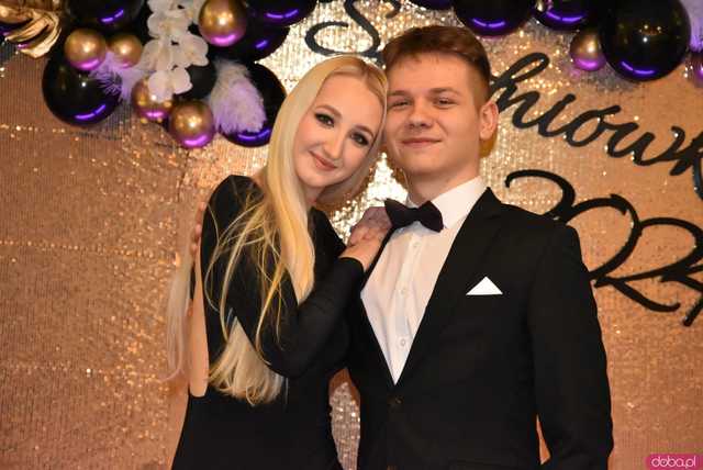 [FOTO] Ta noc zapadnie na długo w ich pamięci! Studniówka Zespołu Szkół Mechanicznych w Świdnicy