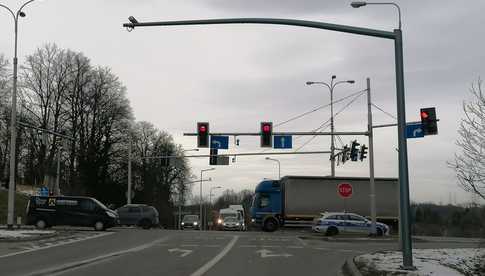 Czy kamery przed światłami na skrzyżowaniu Esperantystów, Łącznej i Stęczyńskiego już działają? 
