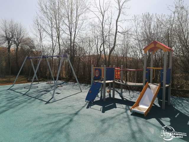 [FOTO] Place zabaw pojawiły się we wszystkich miejscowościach gminy. Samorząd podsumowuje kadencję