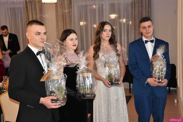 [FOTO] Magiczna noc maturzystów z Zespołu Szkół Centrum Kształcenia Rolniczego w Mokrzeszowie 