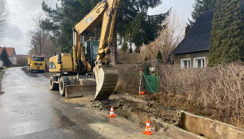 [FOTO] Ruszyła budowa kanalizacji sanitarnej w Szymanowie i Siodłkowicach