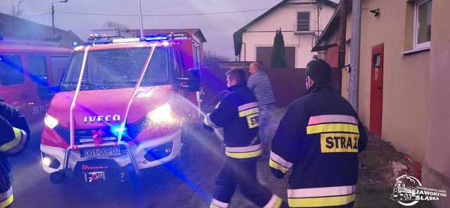 [FOTO] Zobaczcie, jak ochotnicy z Piotrowic Świdnickich uroczyście powitali nowy wóz pożarniczy!
