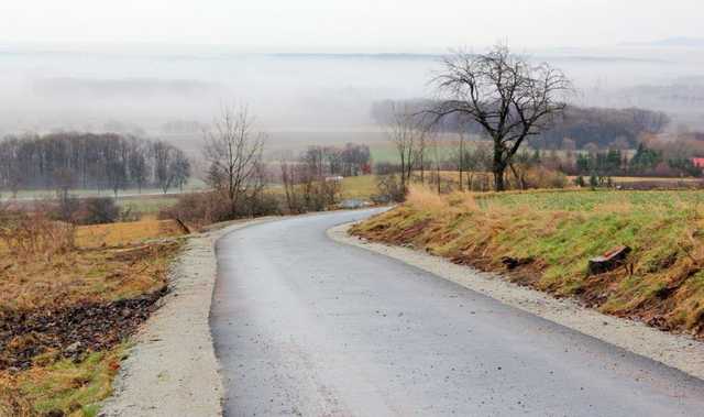 [FOTO] Nowa droga w Jaskulinie i rozbudowana sieć wodociągowo-kanalizacyjna w kilku sołectwach