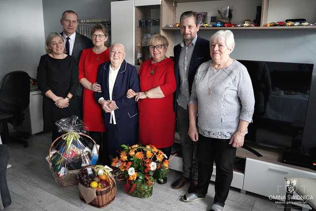 [FOTO] Pani Janina z Pszenna obchodziła 100. urodziny! 