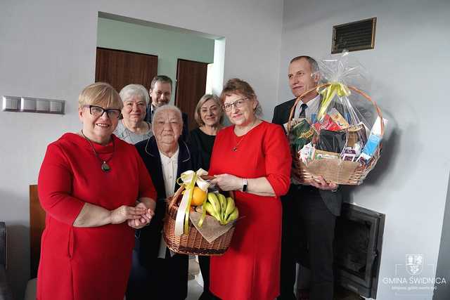 [FOTO] Pani Janina z Pszenna obchodziła 100. urodziny! 