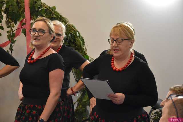 [FOTO] Uroczyste otwarcie nowej stanicy rowerowej połączone ze Spotkaniem Noworocznym w Bystrzycy Dolnej