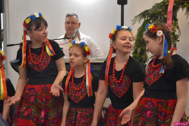 [FOTO] Uroczyste otwarcie nowej stanicy rowerowej połączone ze Spotkaniem Noworocznym w Bystrzycy Dolnej